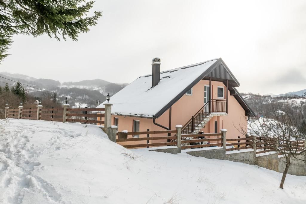 Виллы Forest Paradise - three bedroom villa Колашин-61